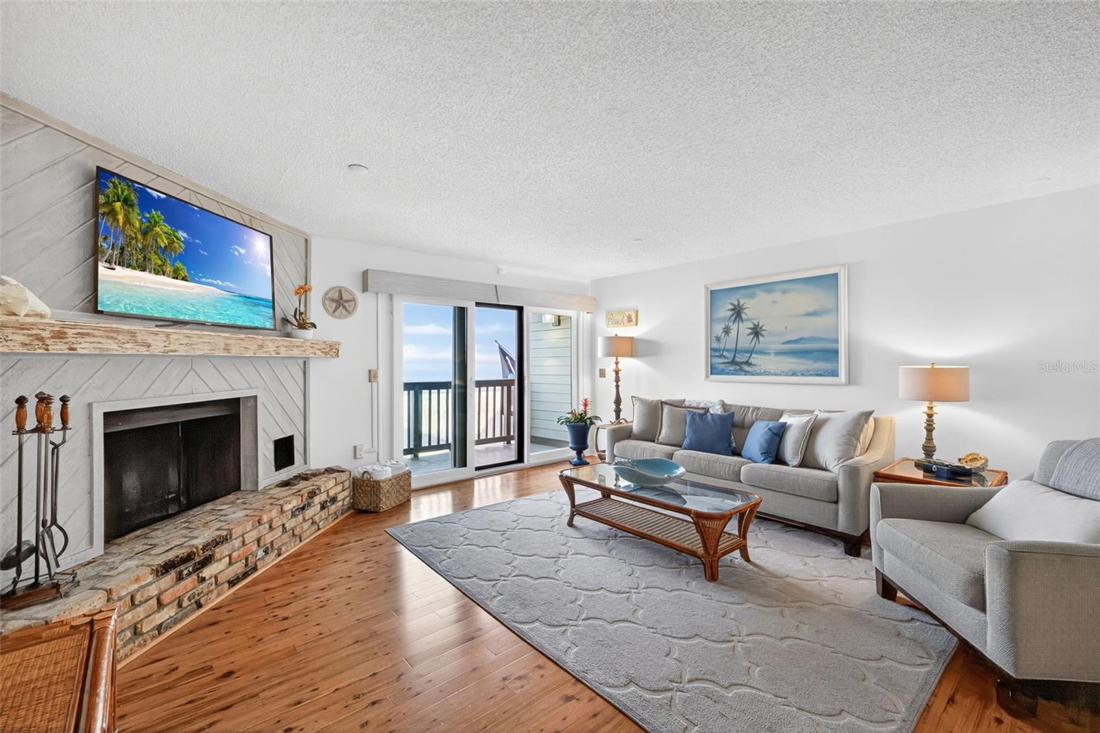 LE SCAMPI CONDO - Residential