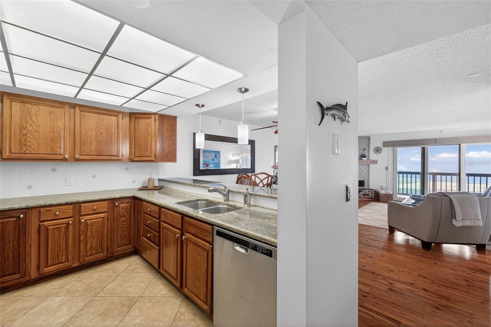 LE SCAMPI CONDO - Residential