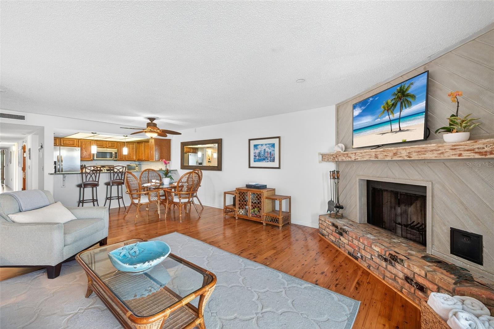 LE SCAMPI CONDO - Residential