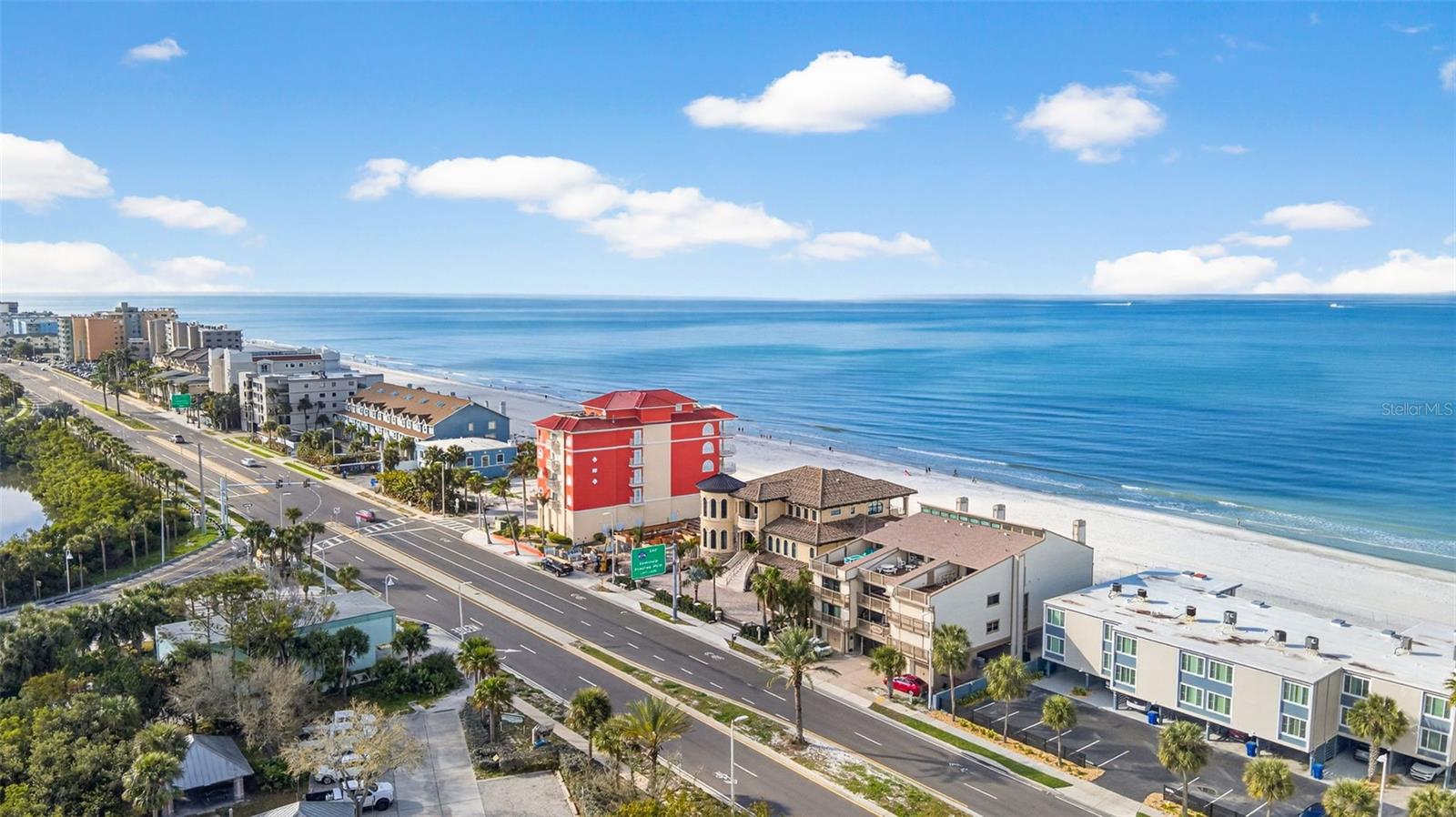 LE SCAMPI CONDO - Residential