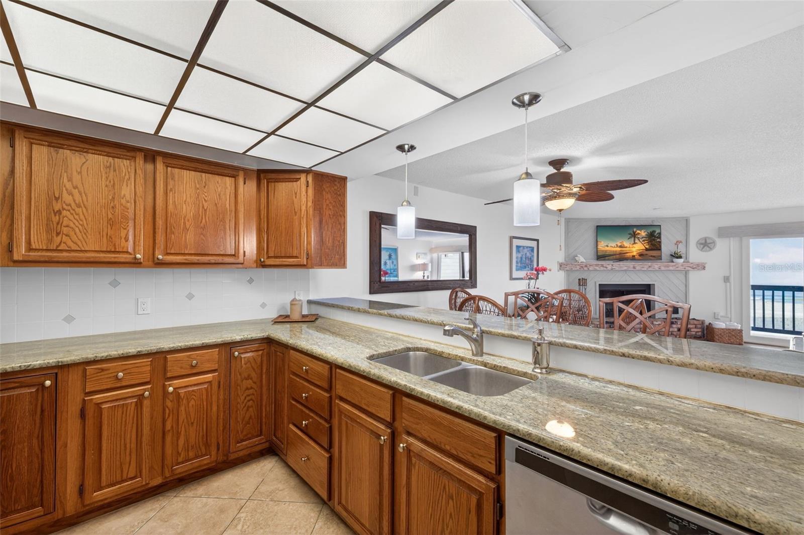 LE SCAMPI CONDO - Residential