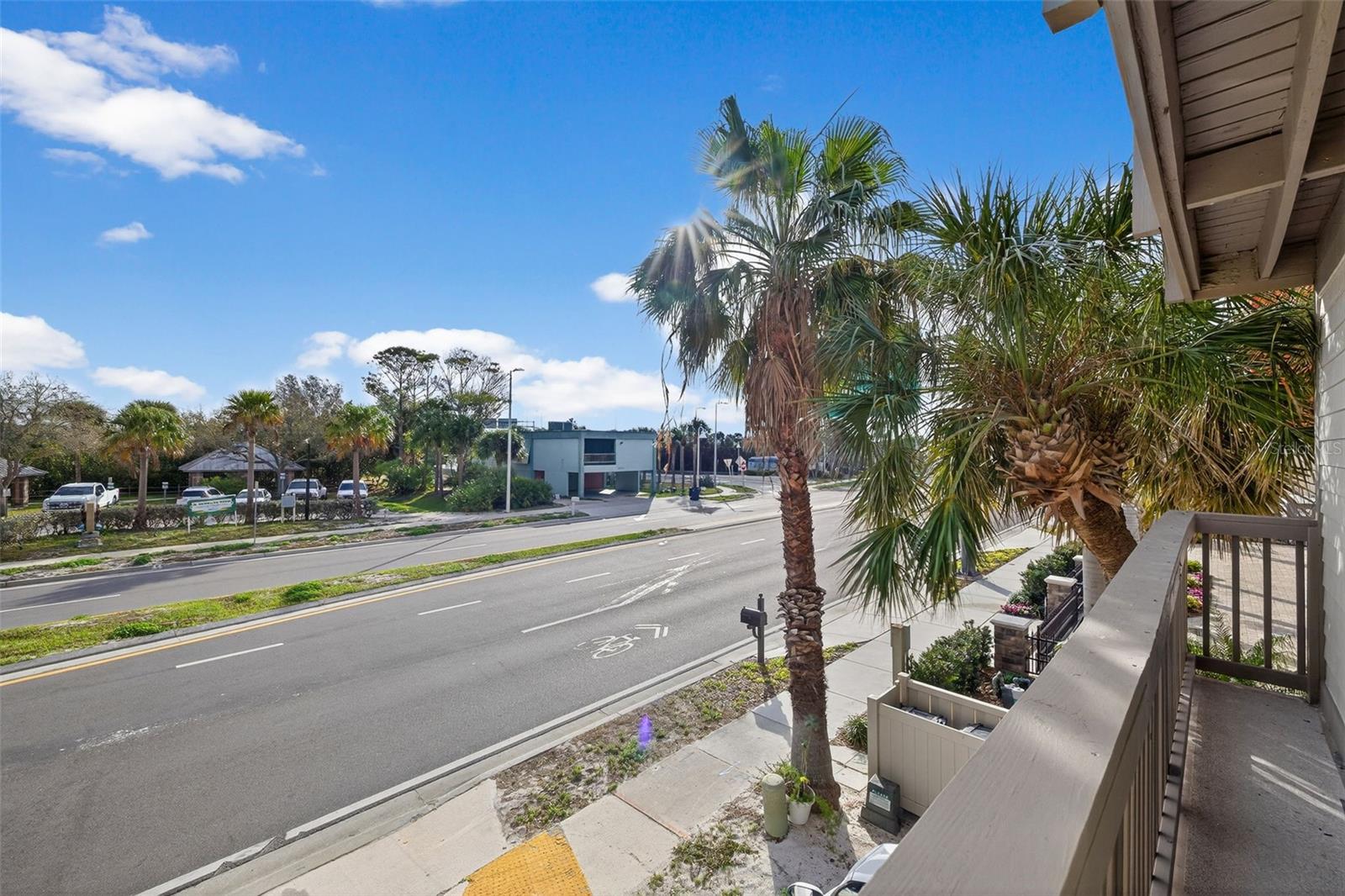 LE SCAMPI CONDO - Residential