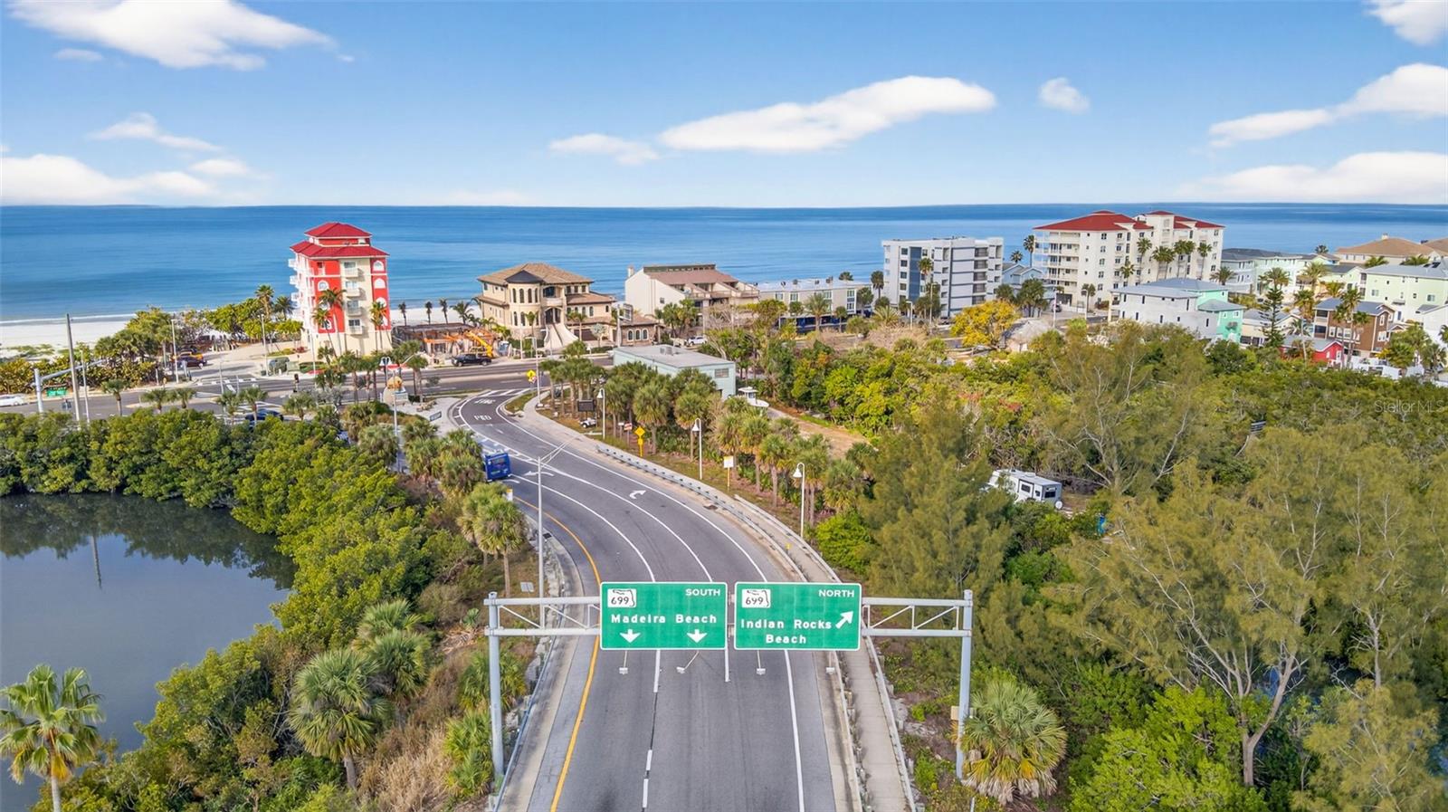 LE SCAMPI CONDO - Residential