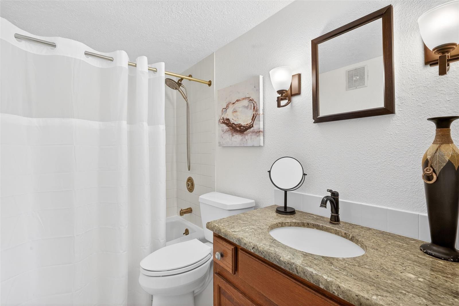 LE SCAMPI CONDO - Residential