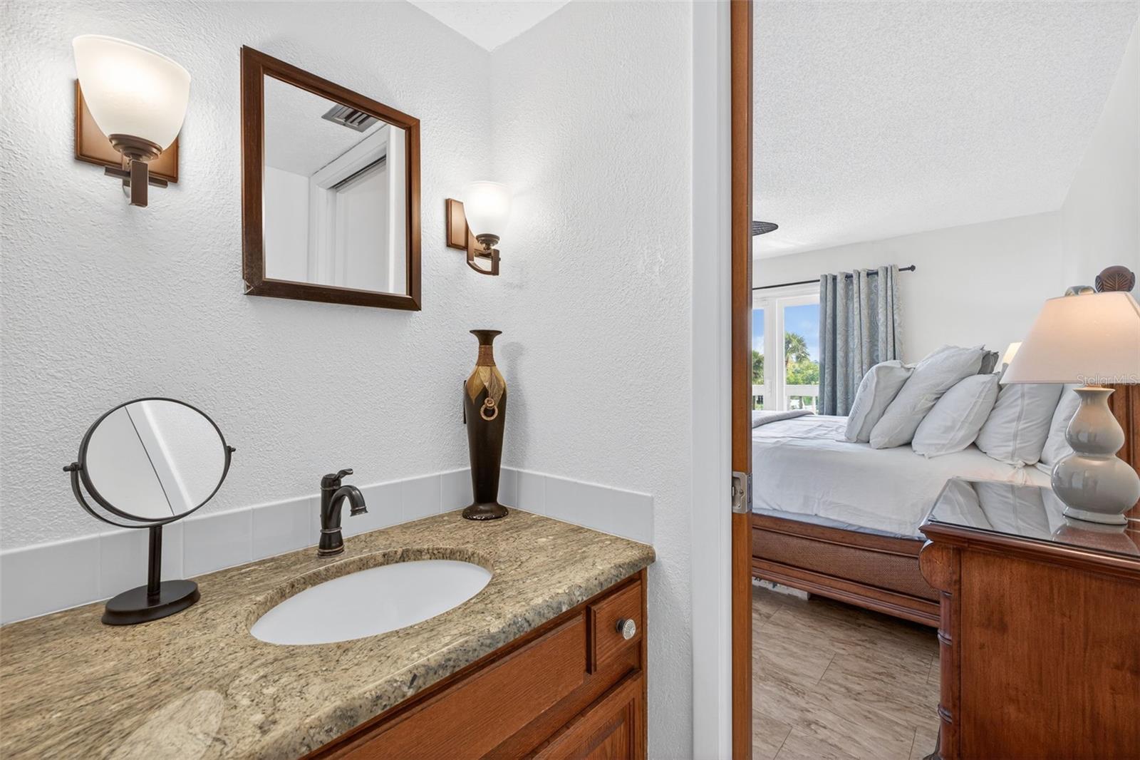 LE SCAMPI CONDO - Residential