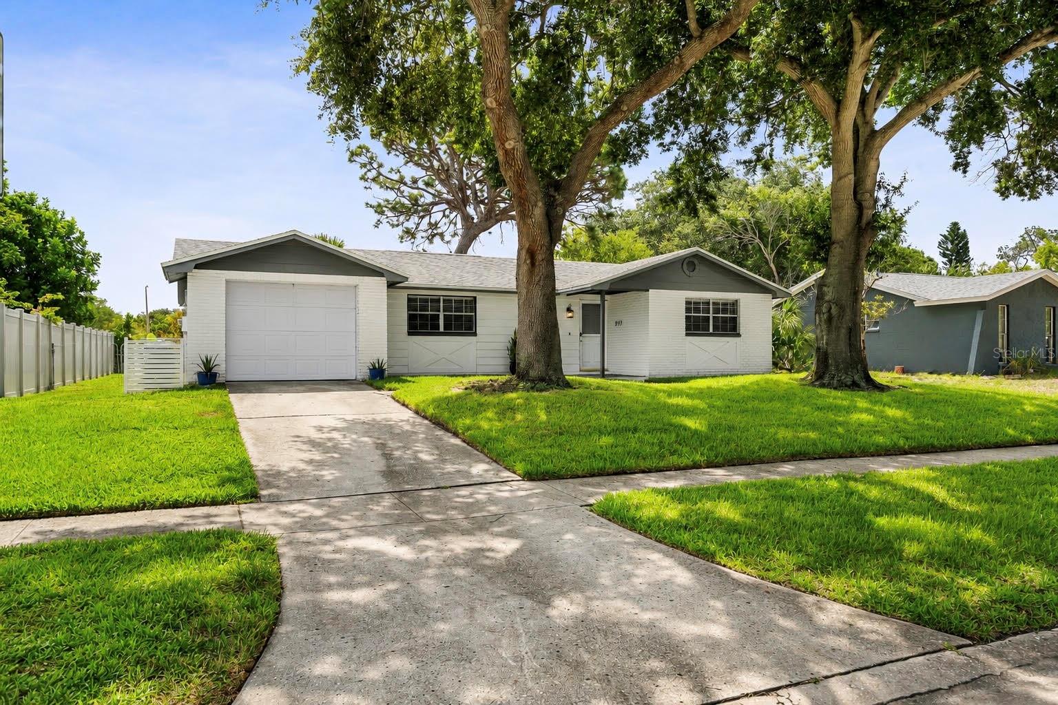 919 PENINSULA ROAD