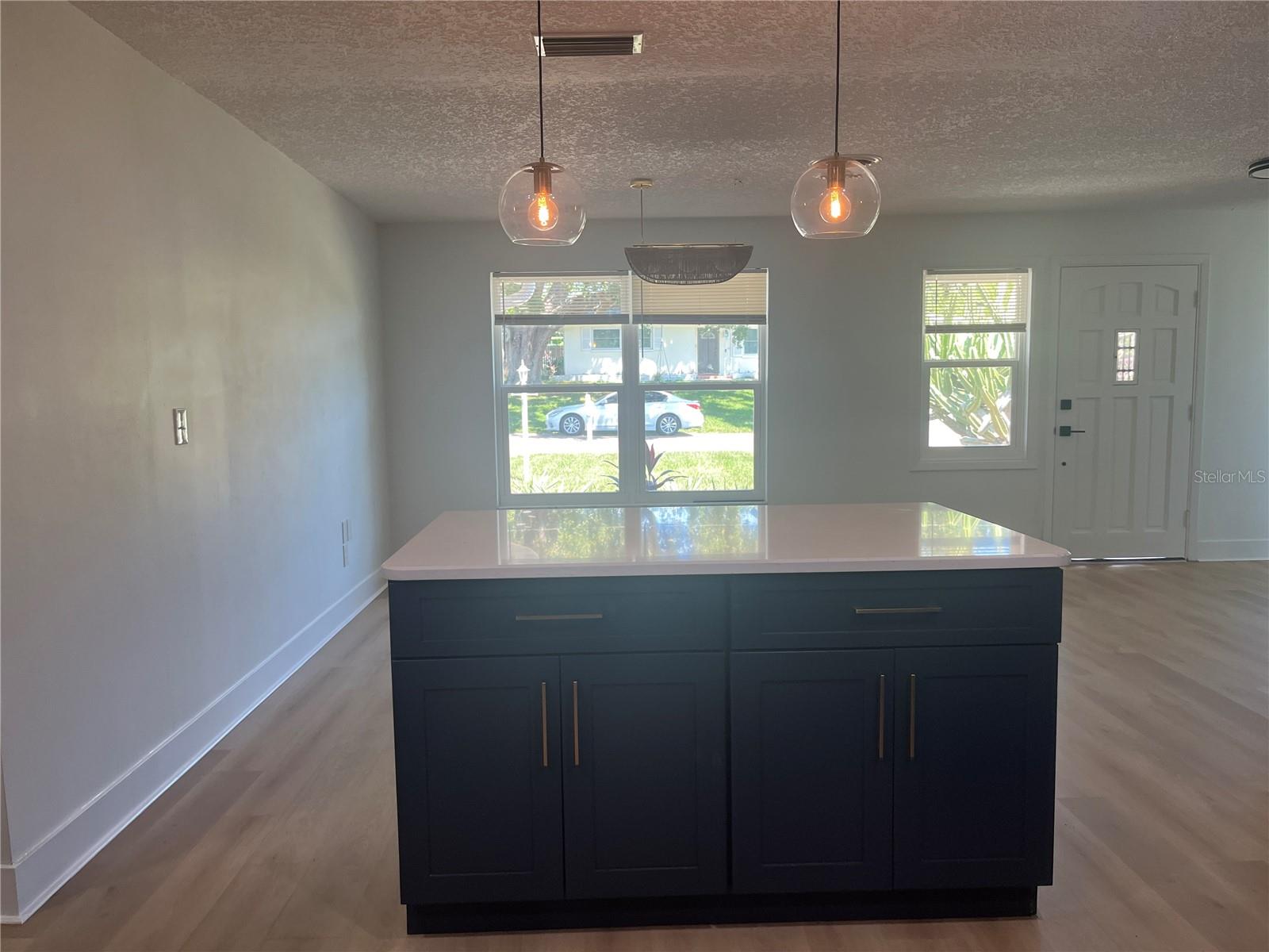 FAIR OAKS 4TH ADD - Residential Lease