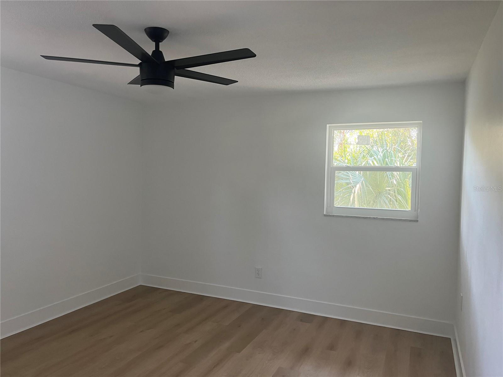 FAIR OAKS 4TH ADD - Residential Lease