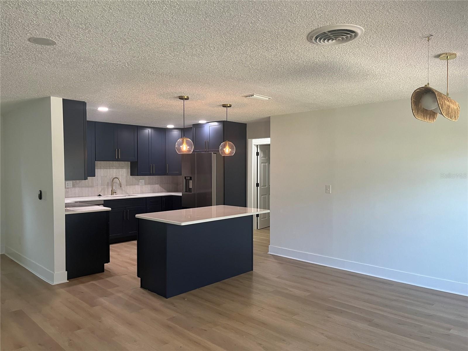 FAIR OAKS 4TH ADD - Residential Lease