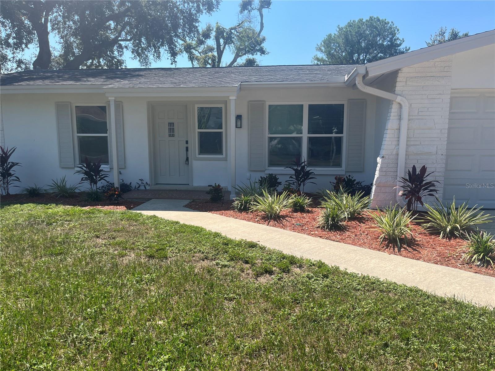 FAIR OAKS 4TH ADD - Residential Lease
