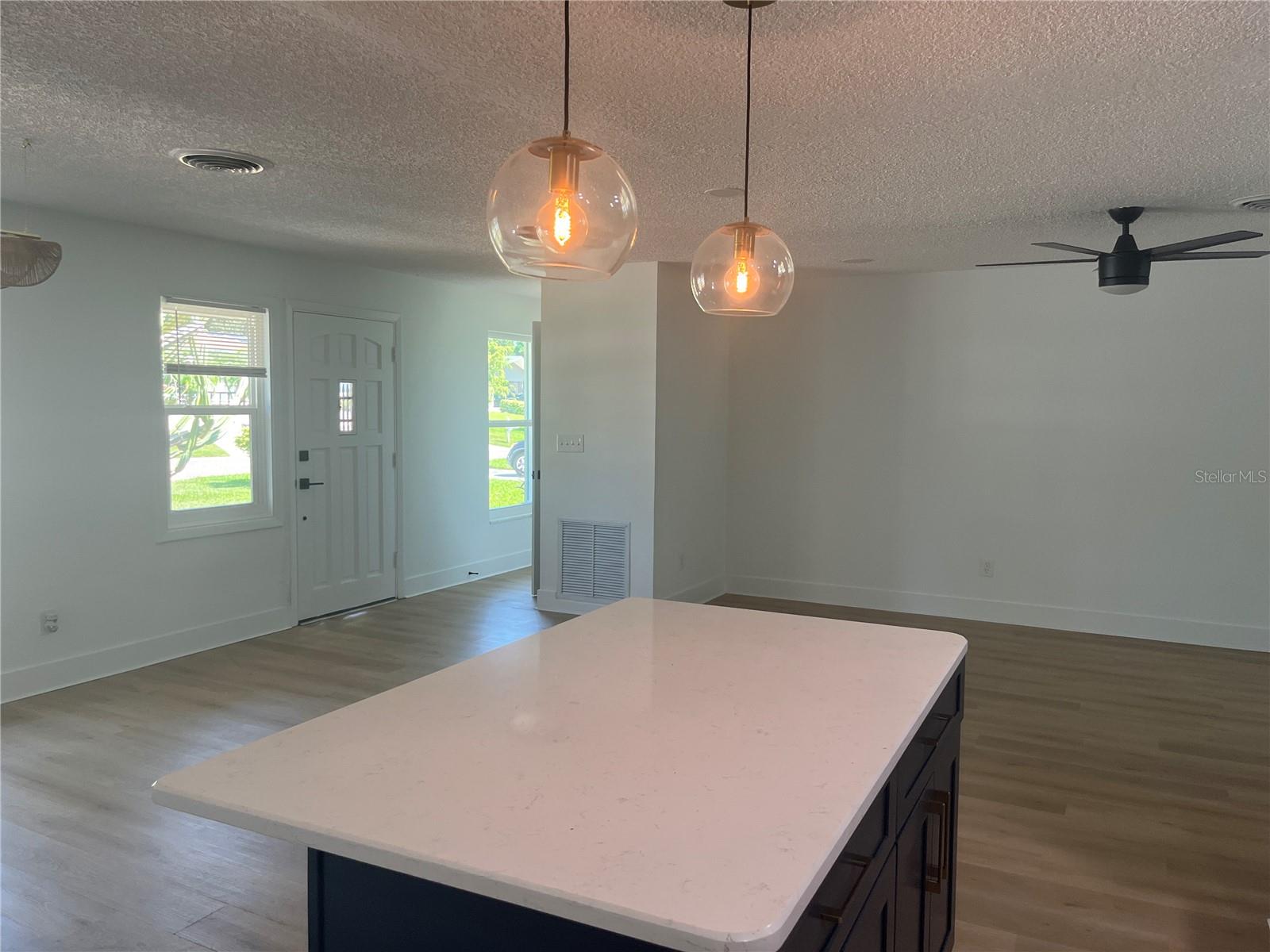 FAIR OAKS 4TH ADD - Residential Lease