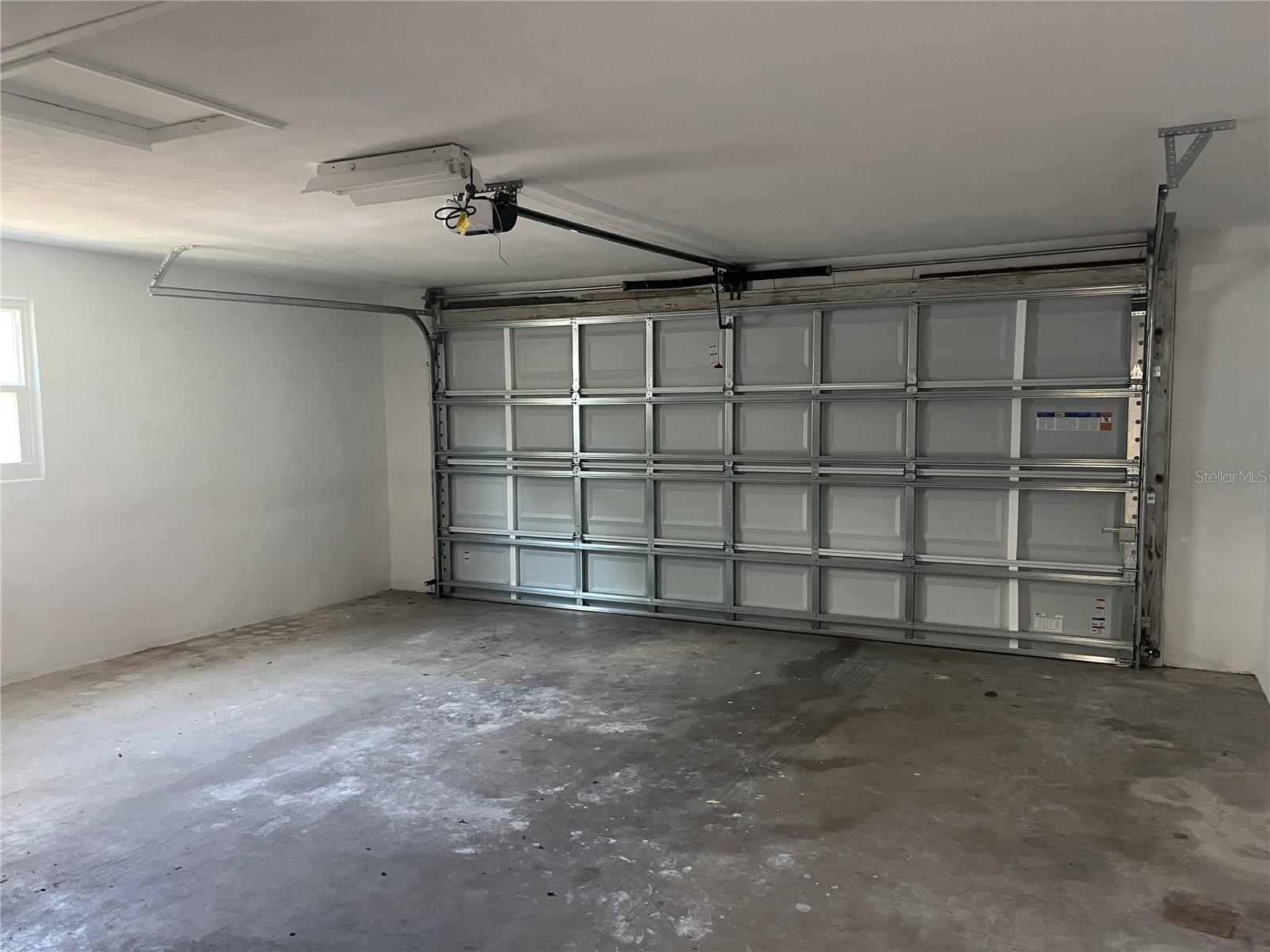 FAIR OAKS 4TH ADD - Residential Lease