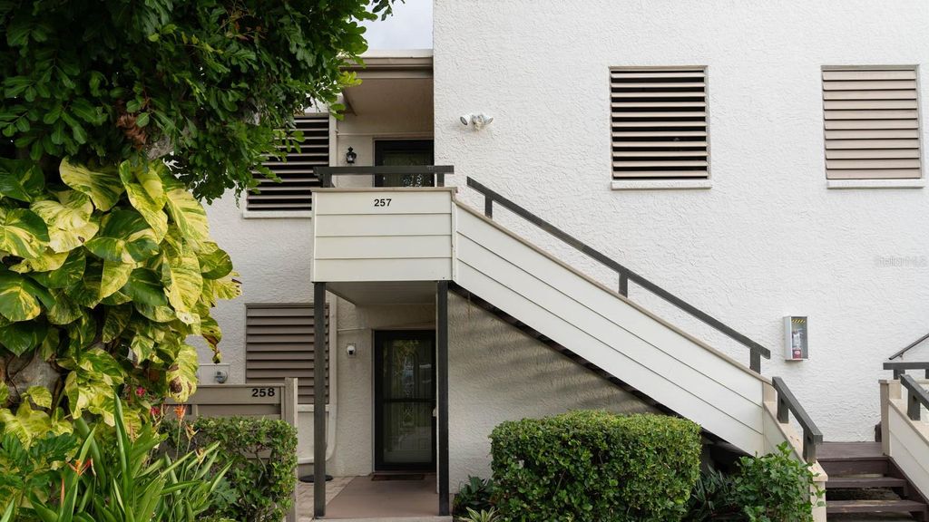 Photo of 257 Sherwood Drive #257, Bradenton, FL 34210 (MLS # TB8439451)