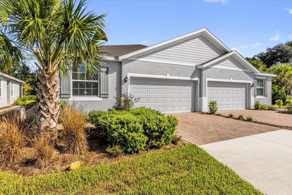 Photo of 5231 NW 48th Place, Ocala, FL 34482 (MLS # OM710921)
