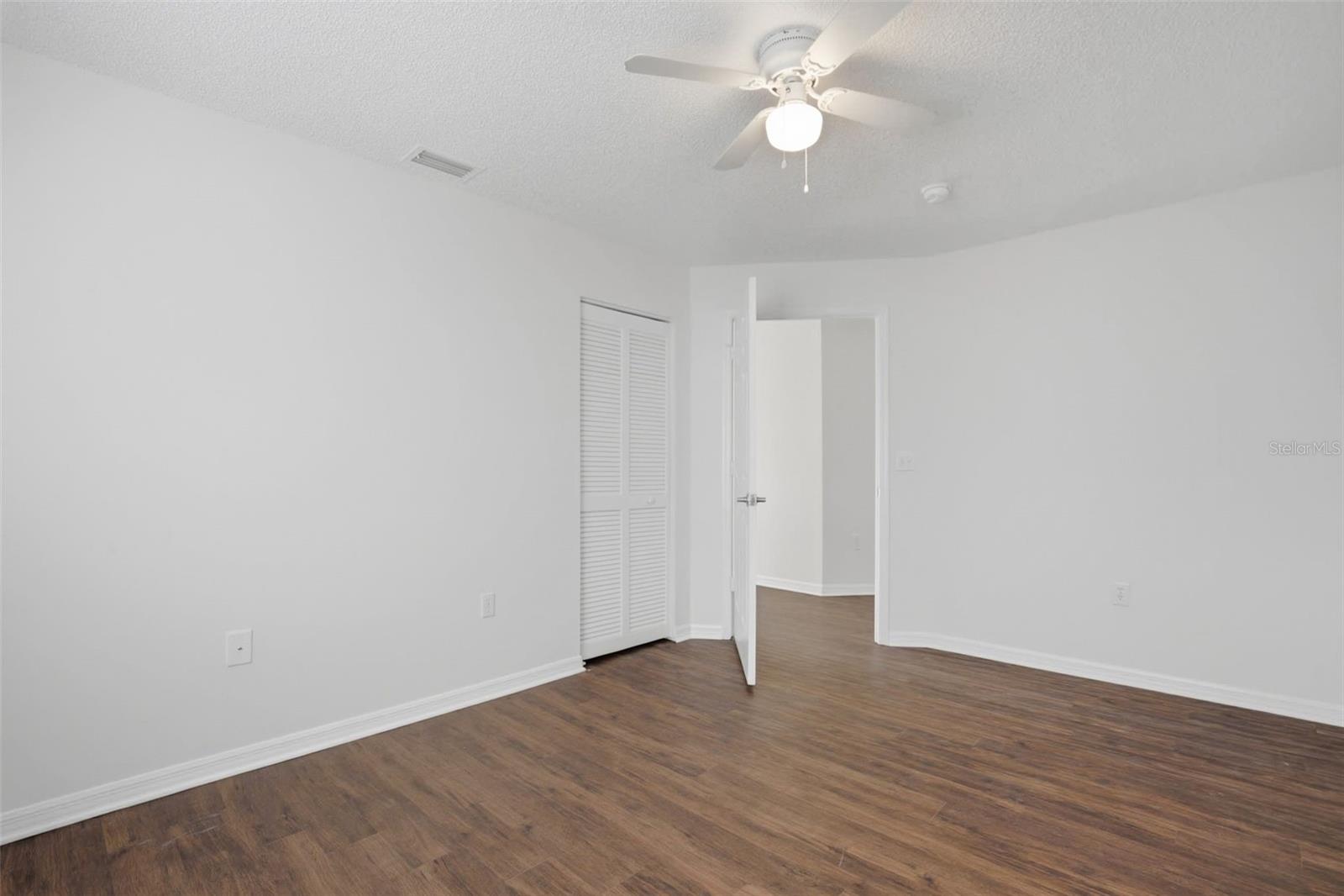 THE OAKS AT RIVER RIDGE - Residential