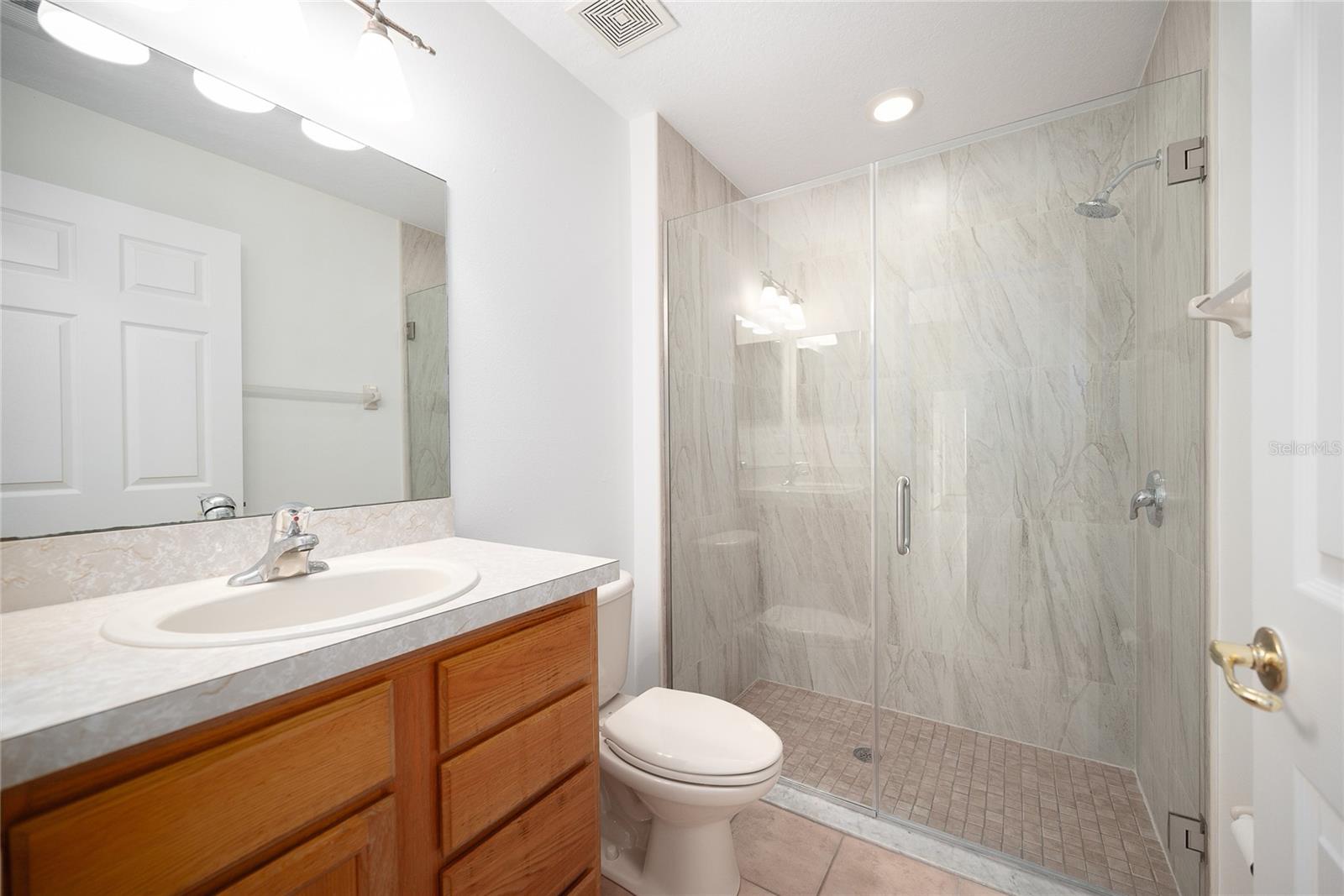 D S ESTATES - Residential