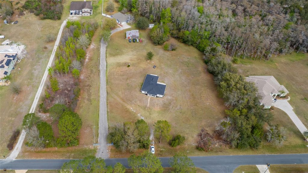 Photo of 2521 Winners Circle, Kissimmee, FL 34744 (MLS # O6387060)