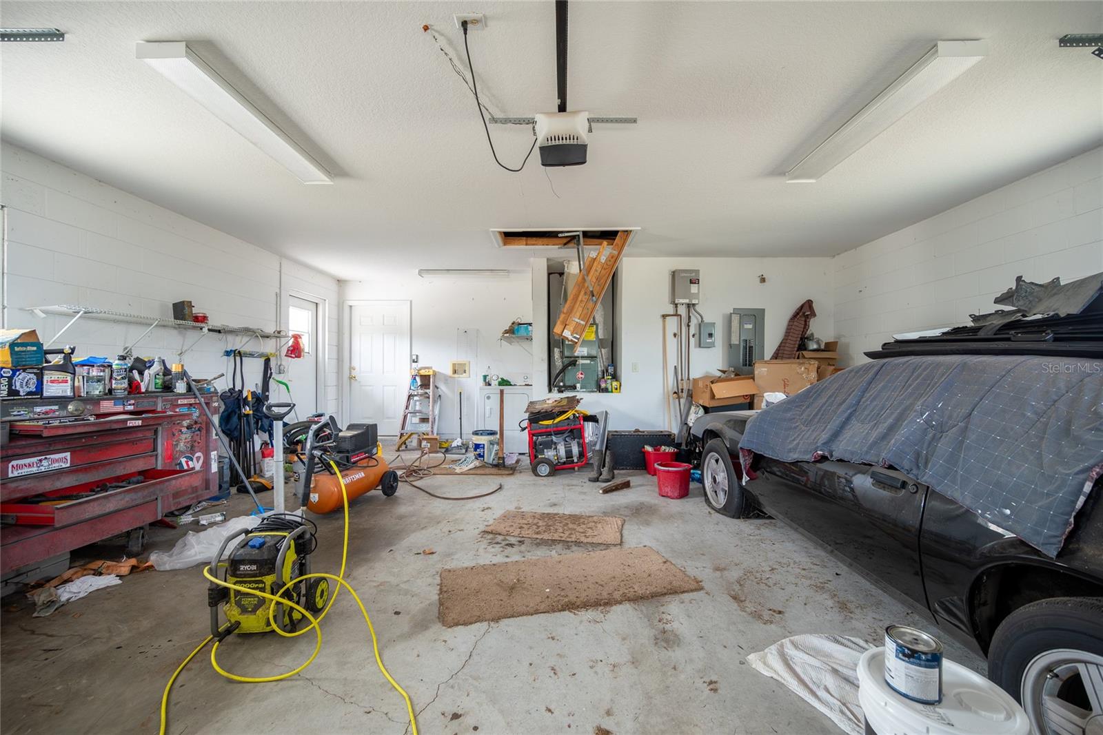 D S ESTATES - Residential