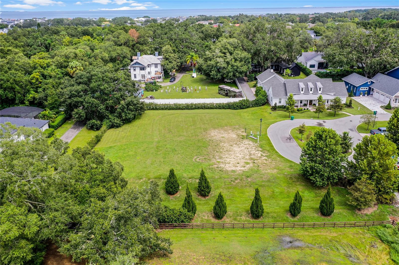 OAKLAND HILLS - Land