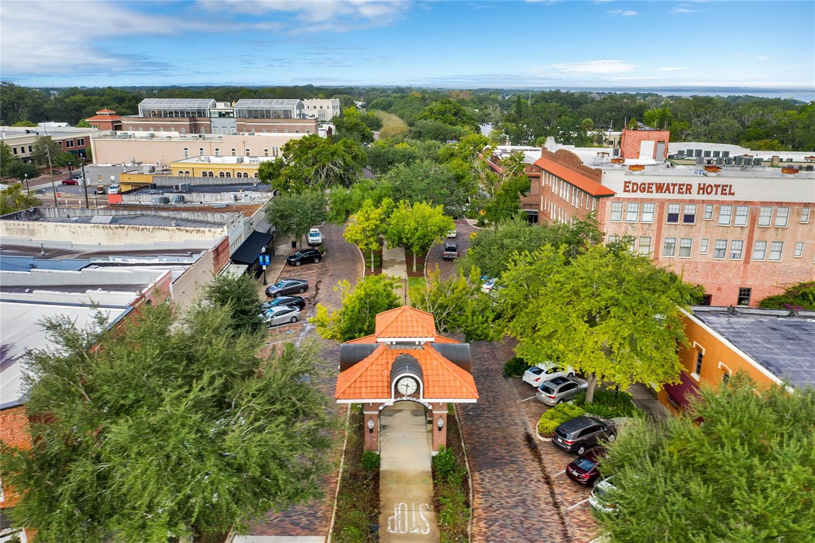 OAKLAND HILLS - Land