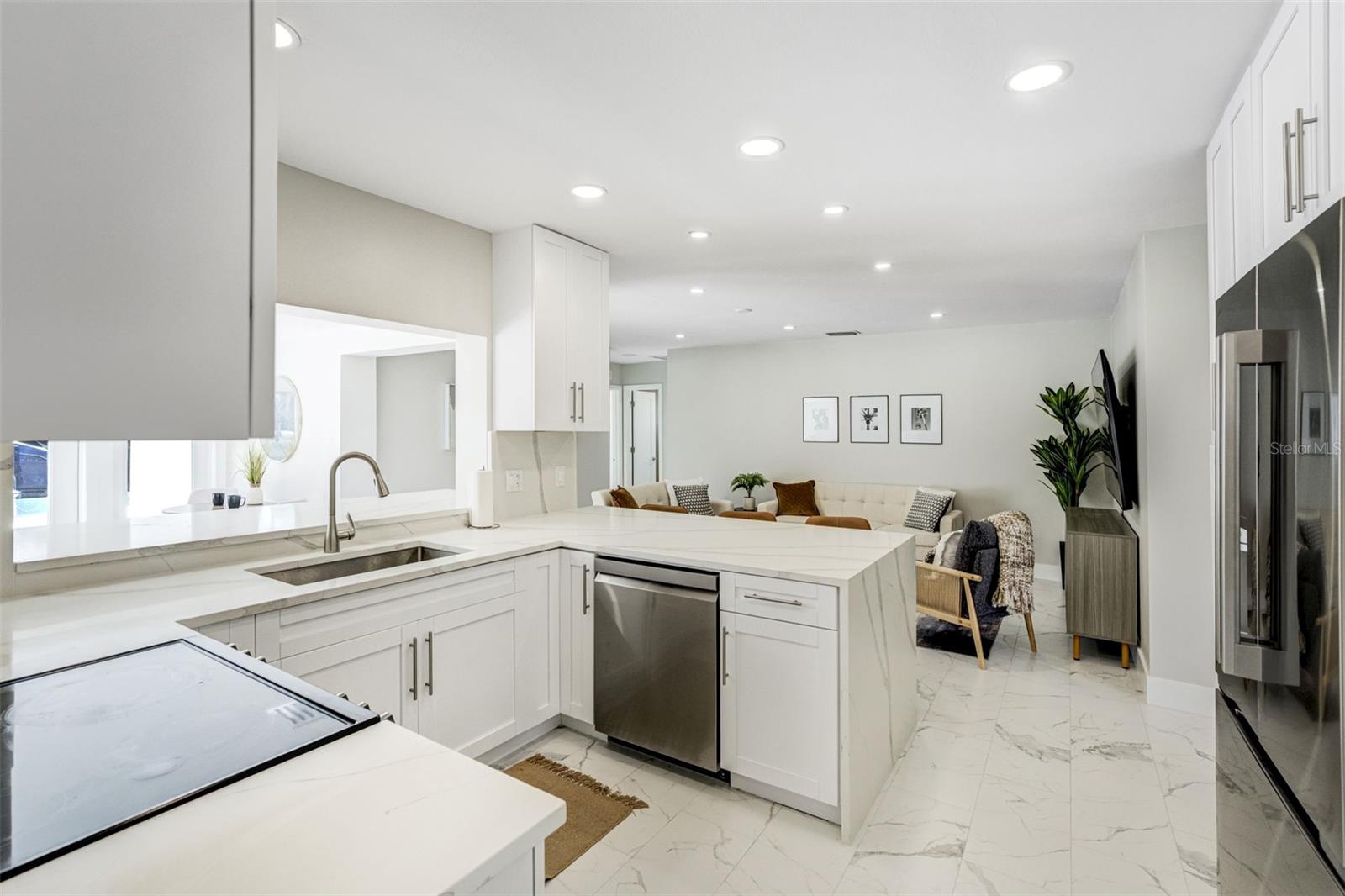 3923 DORAL DRIVE