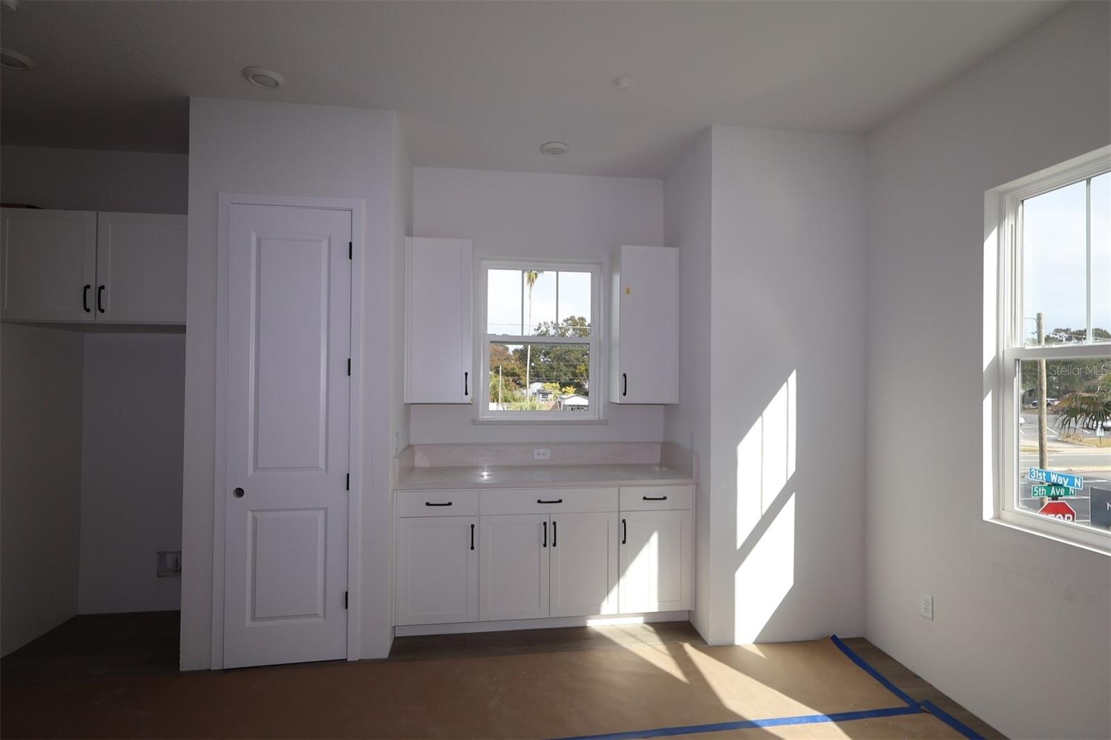 TOWNS AT UNION - Residential