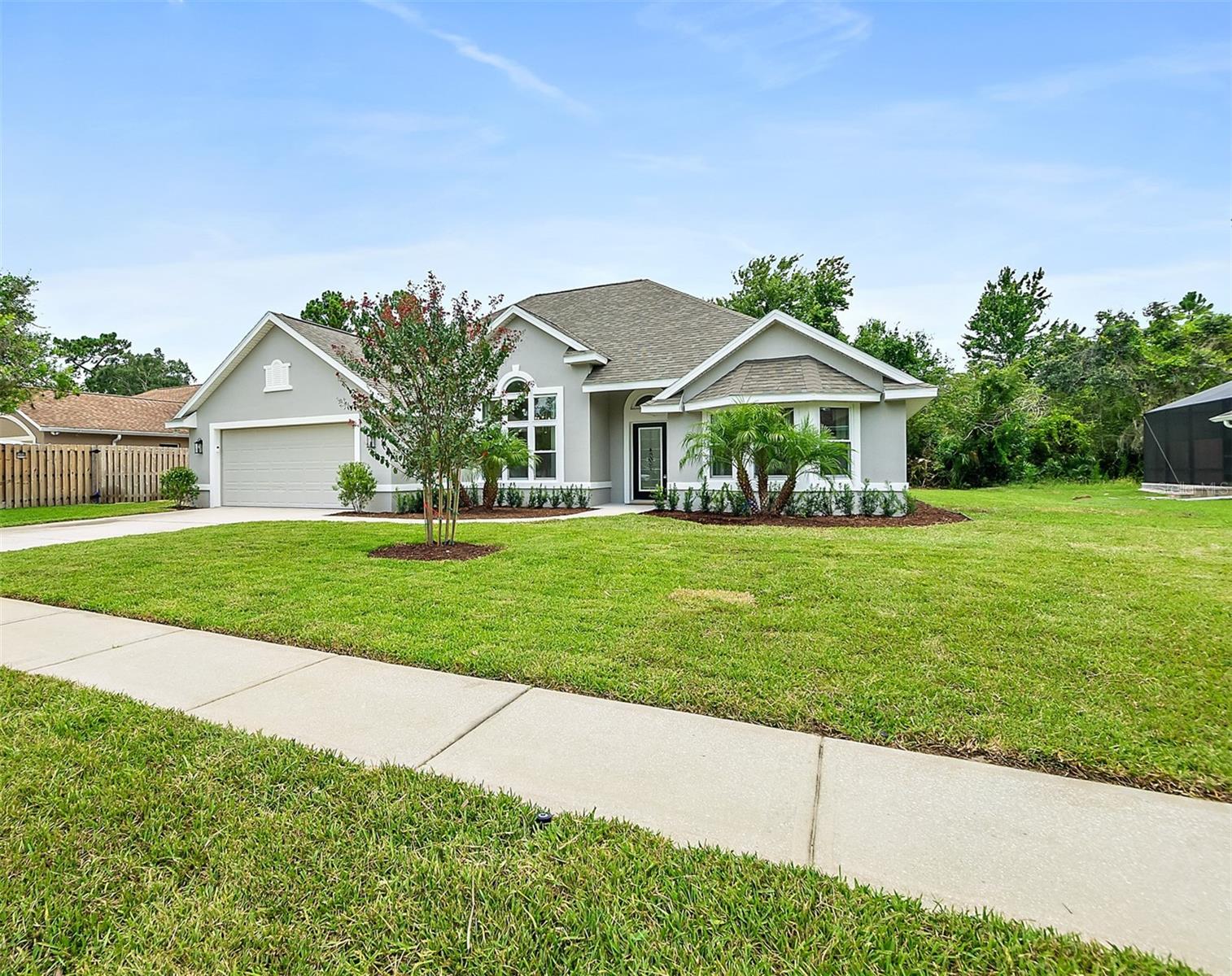 10 SOUTHERN TRACE BOULEVARD