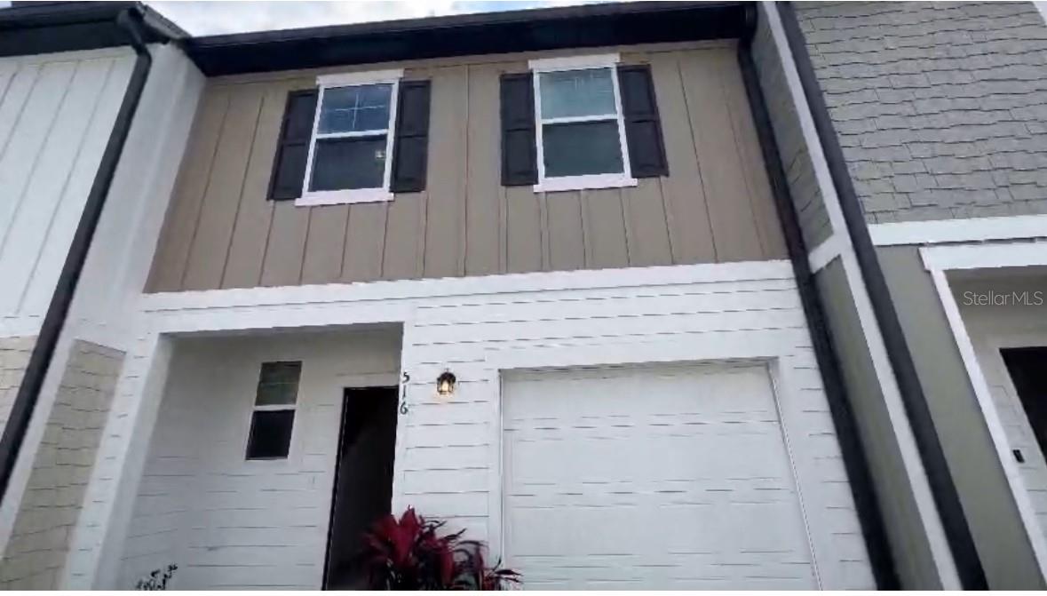 Casas a venda 1 - Jen Dantas 516 MADISON DRIVE