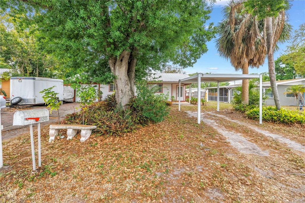 Photo of 2334 Prospect Street, Sarasota, FL 34239 (MLS # A4687637)