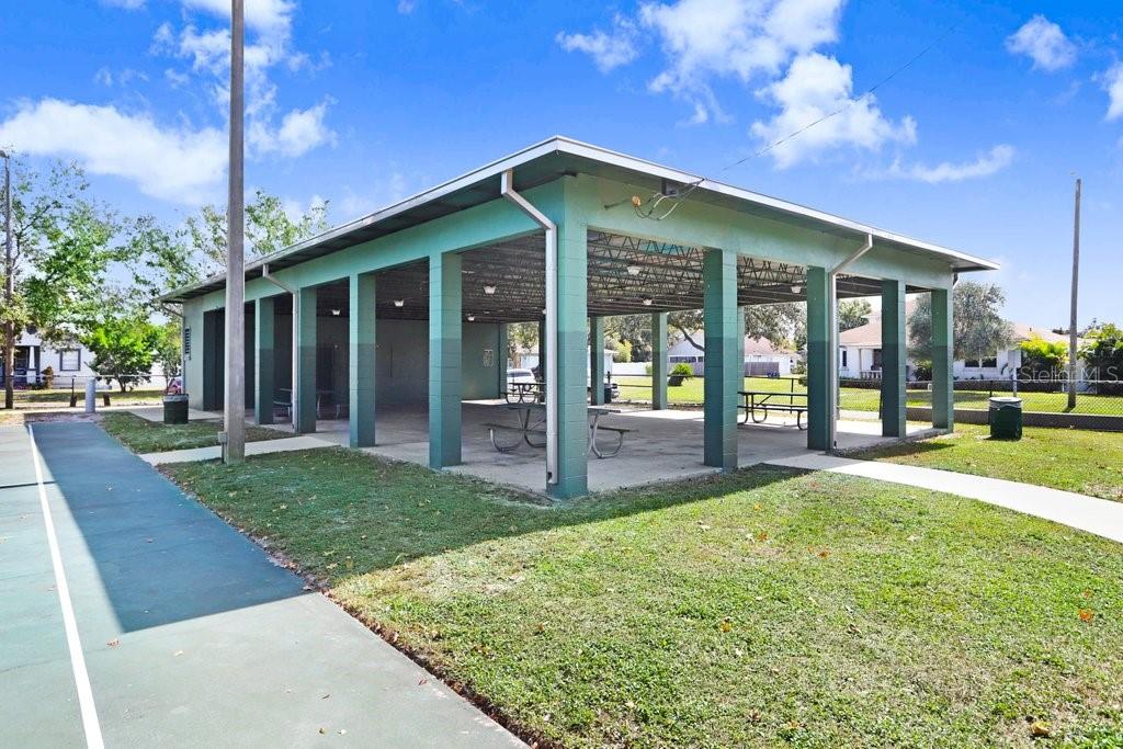 DREWS JOHN H SUB BLKS 1 TO 10 - Residential