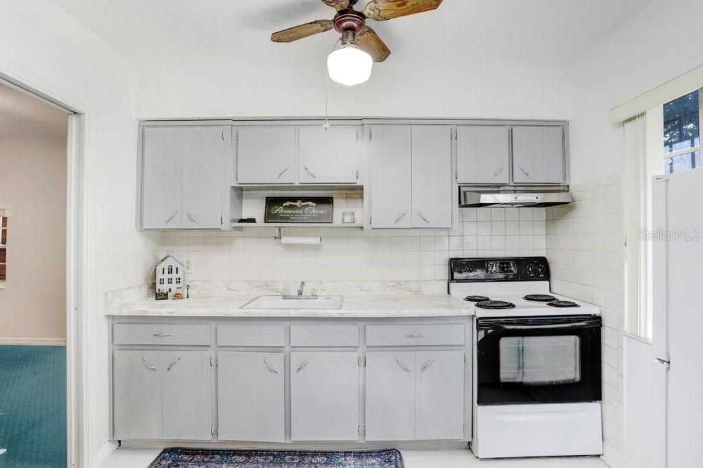 DREWS JOHN H SUB BLKS 1 TO 10 - Residential