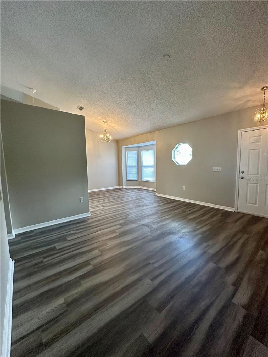 Photo of 1007 Mayfair Place, Kissimmee, FL 34758 (MLS # S5135756)