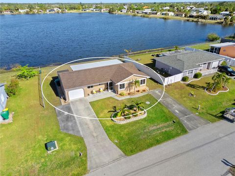 A home in PORT CHARLOTTE