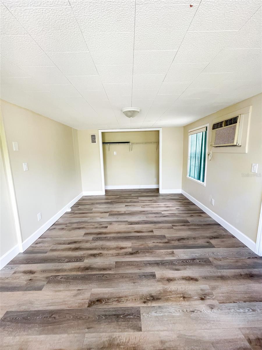 ORANGE LAKE VILLAGE - Residential