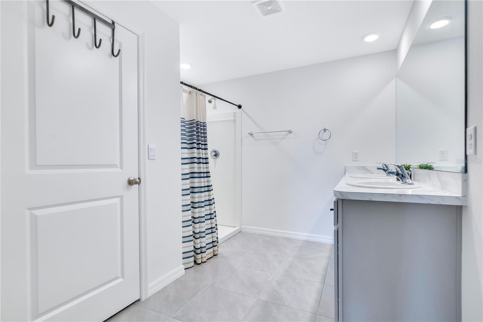 NORTH PARK ISLE - Residential