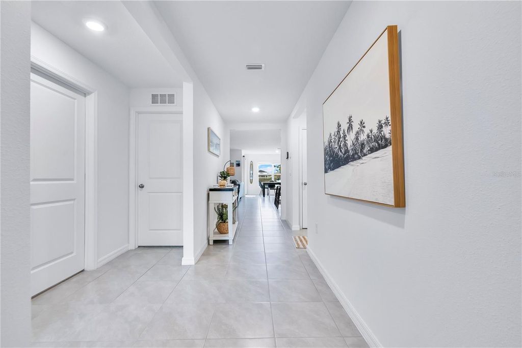 Photo of 3609 Forest Path Drive, Plant City, FL 33565 (MLS # L4958251)