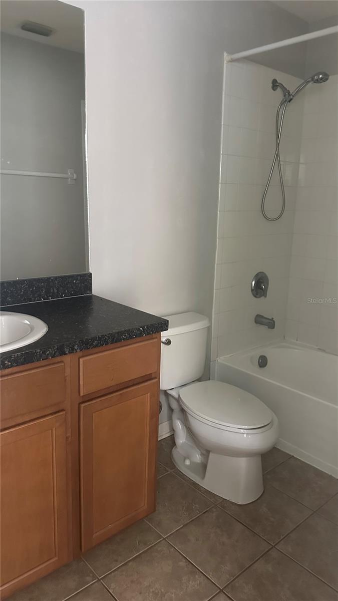 BRADFORD MANOR TWNHMS REP - Residential Lease