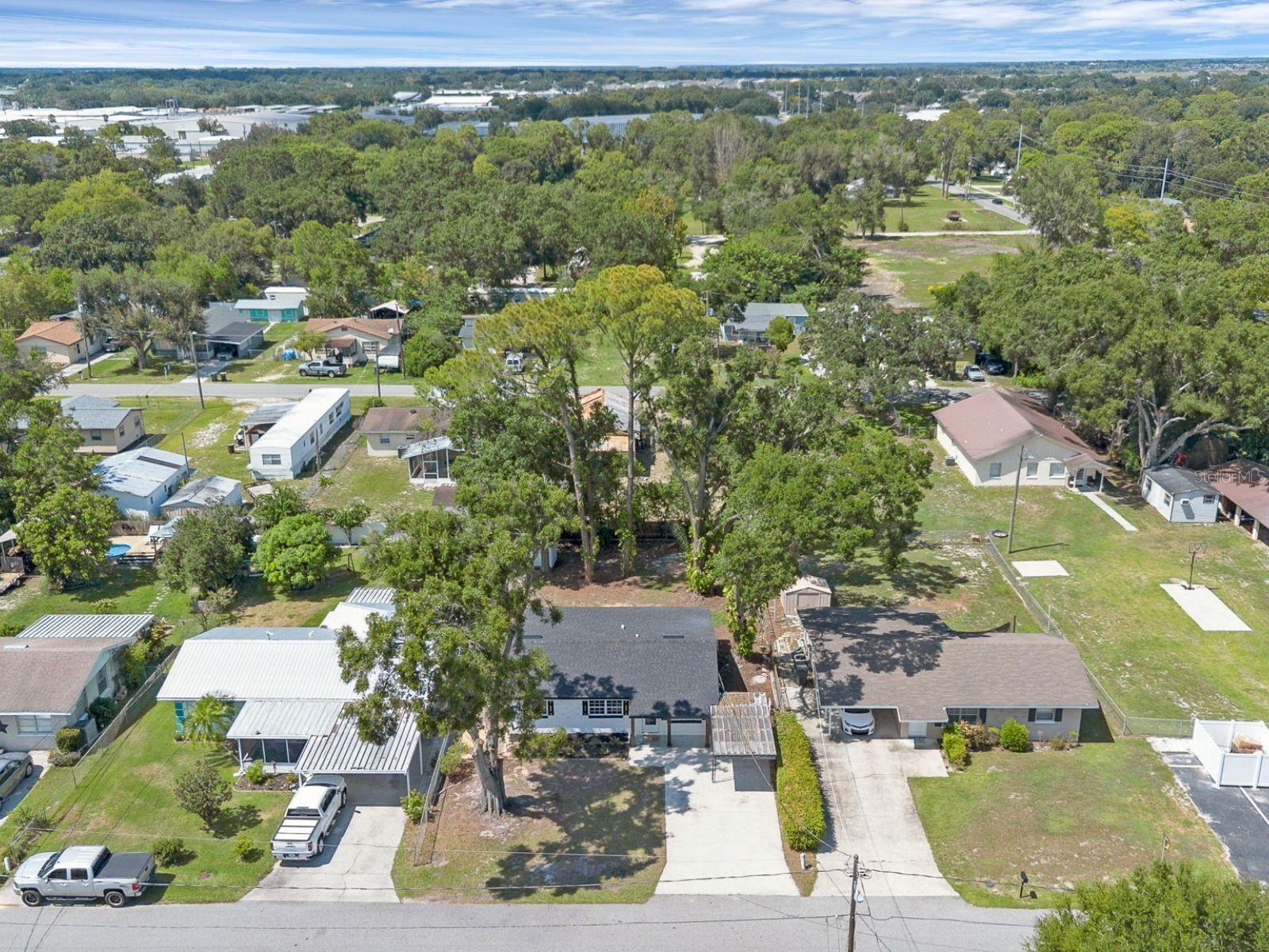 AZALEA PARK - Residential