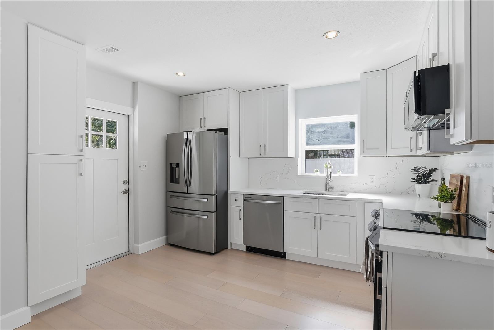 SHORE ACRES OVERLOOK SEC - Residential