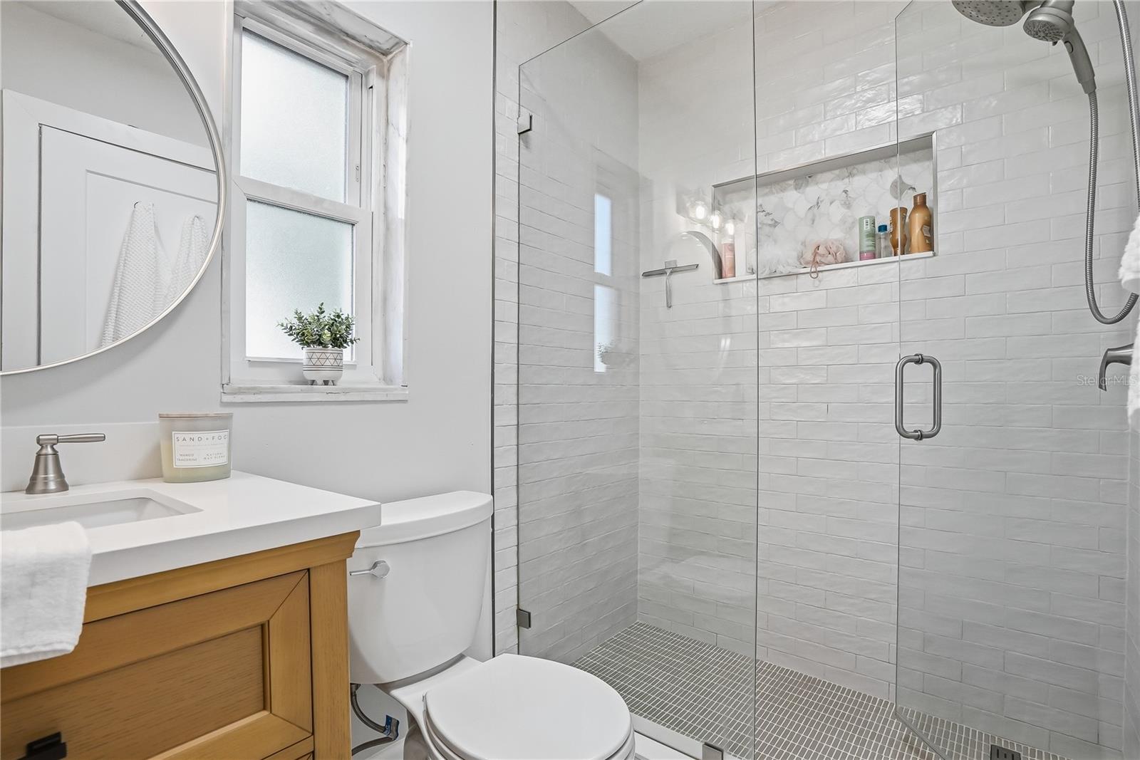 SHORE ACRES OVERLOOK SEC - Residential