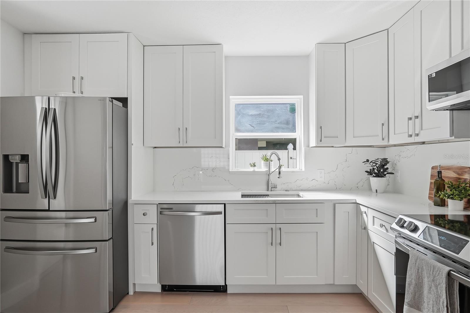 SHORE ACRES OVERLOOK SEC - Residential