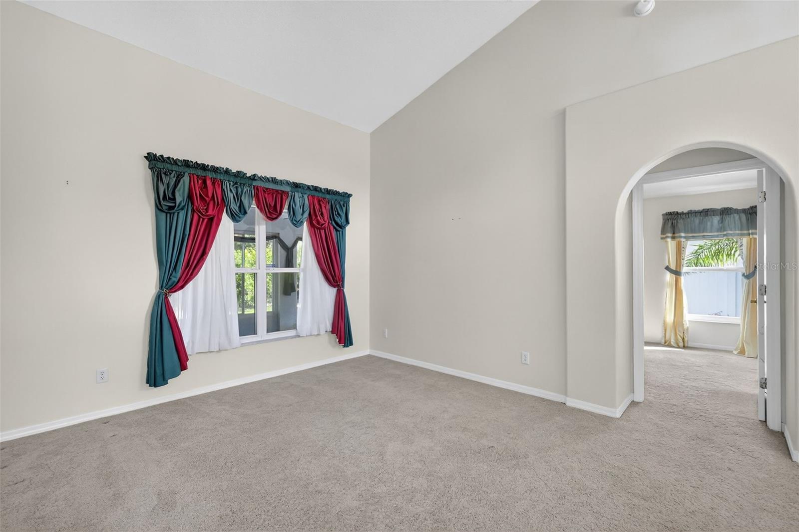 2993 W BEAUMONT LANE