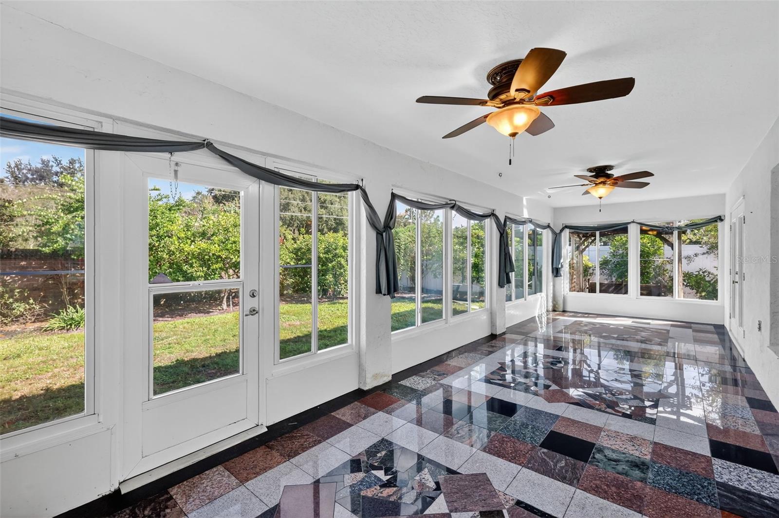 ARBOR HILLS - Residential