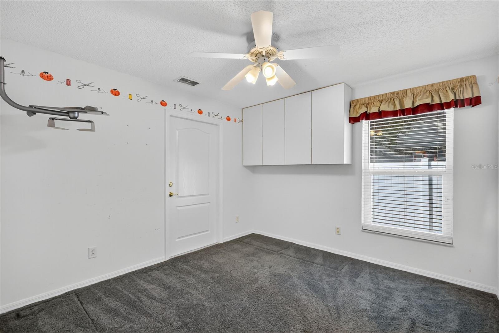 ARBOR HILLS - Residential