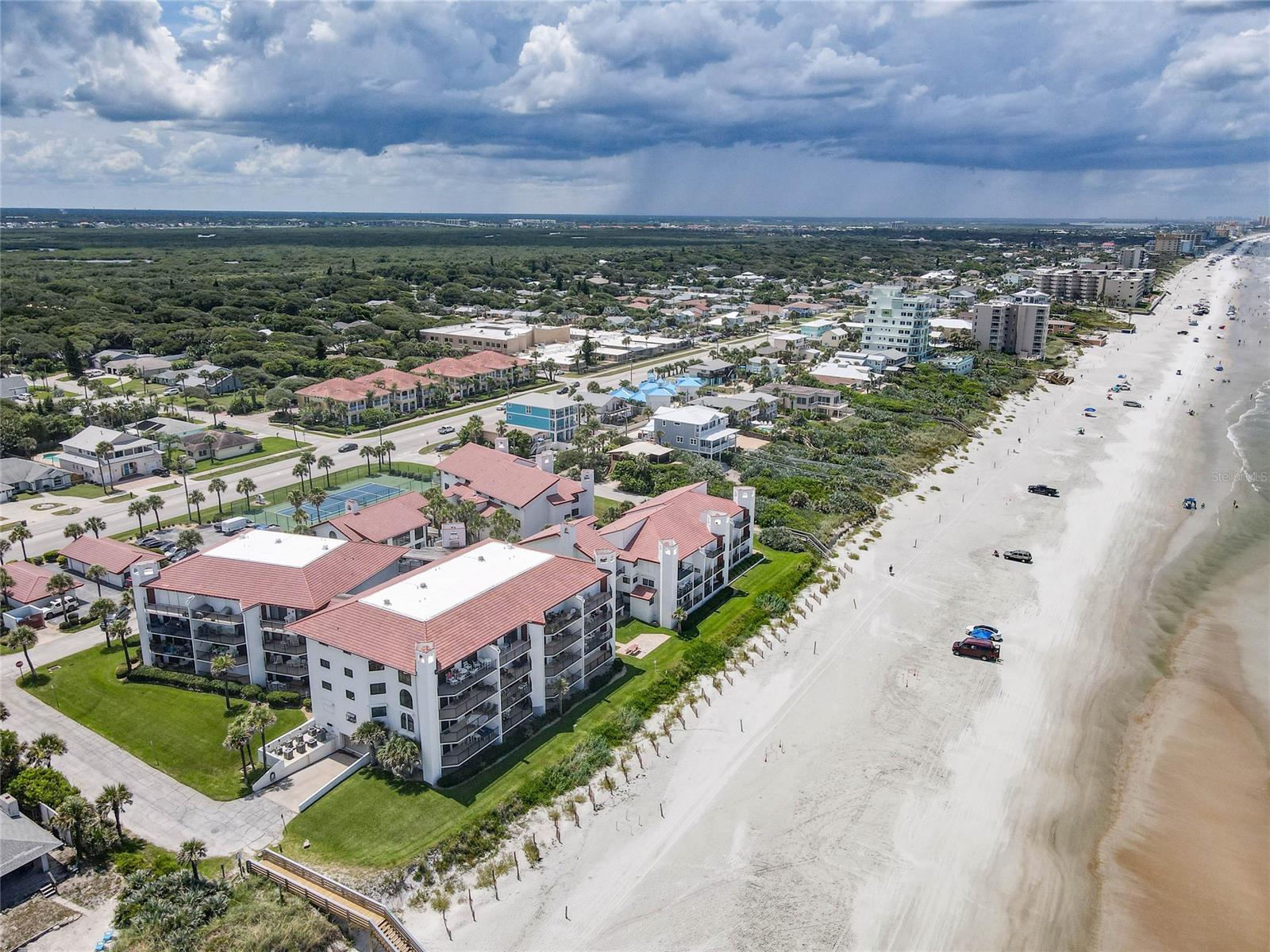 Club Oceania Condo Ph 01 & 02 - Residential