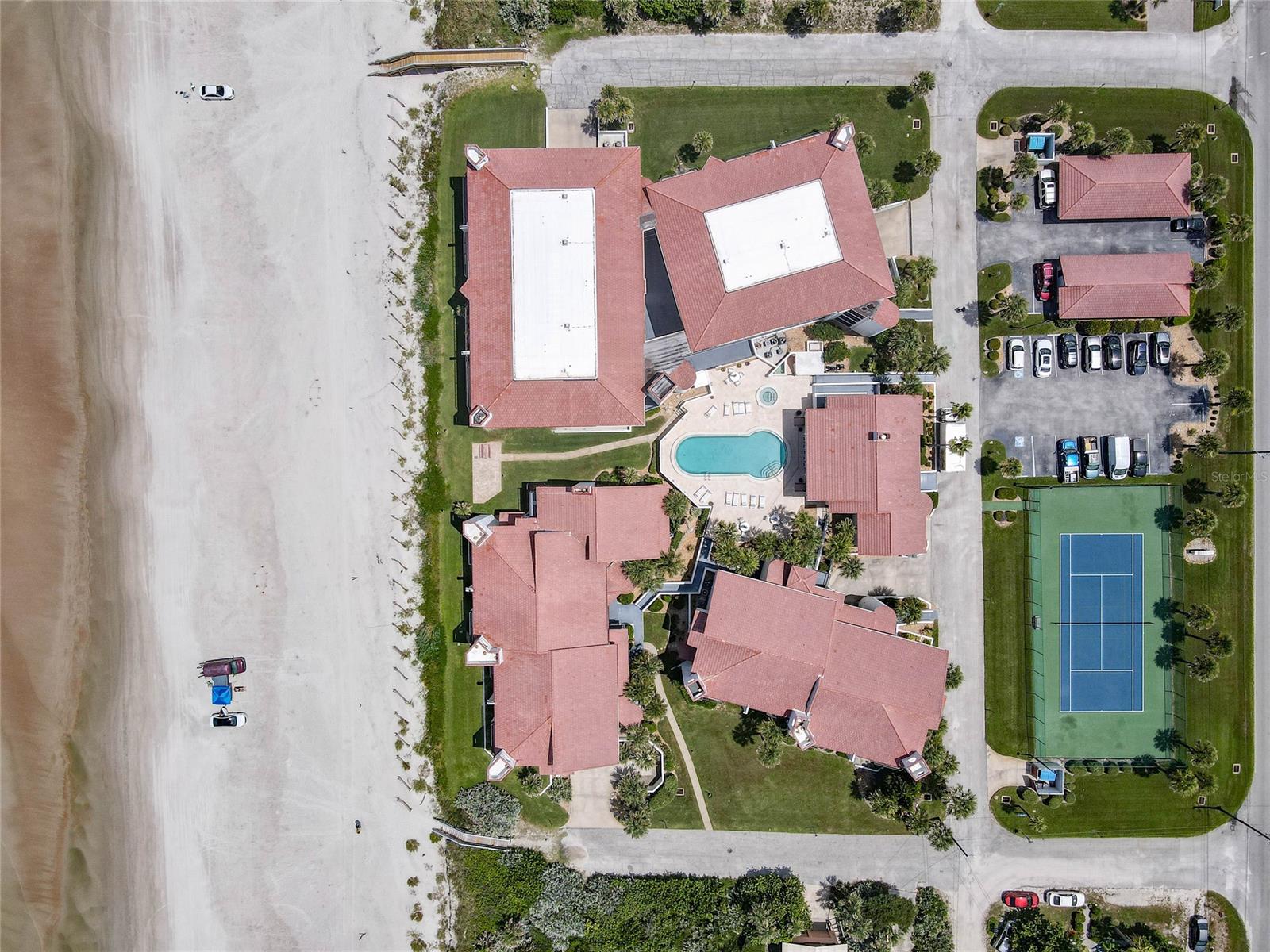 Club Oceania Condo Ph 01 & 02 - Residential