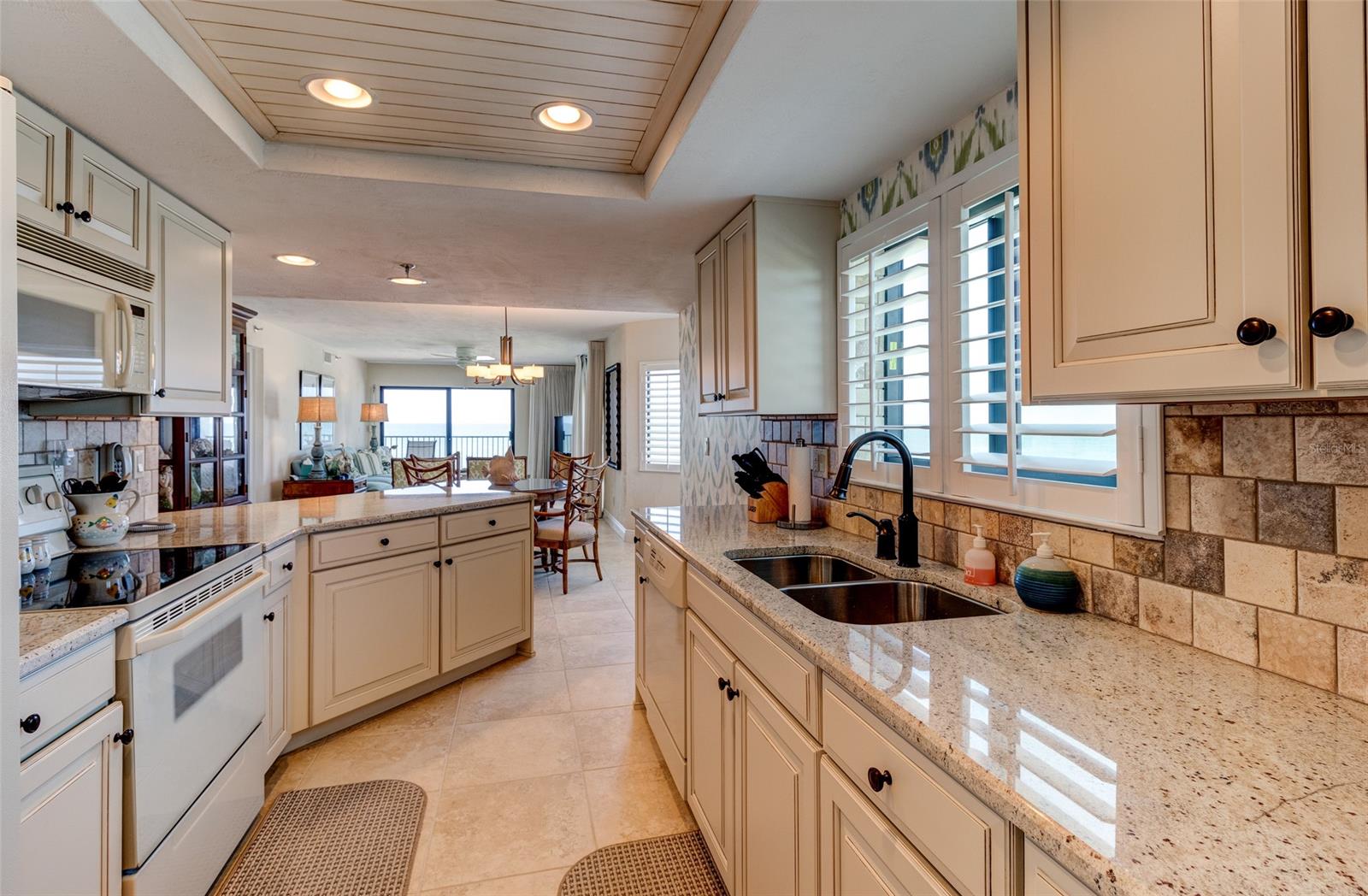 Club Oceania Condo Ph 01 & 02 - Residential