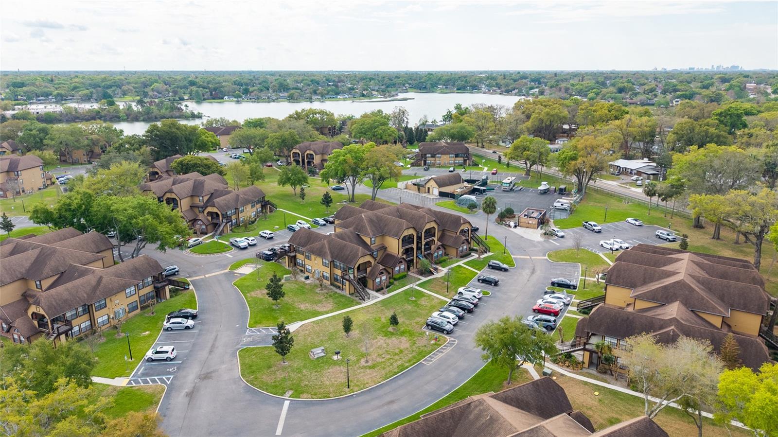 LAKEWOOD PARK A CONDO - Residential