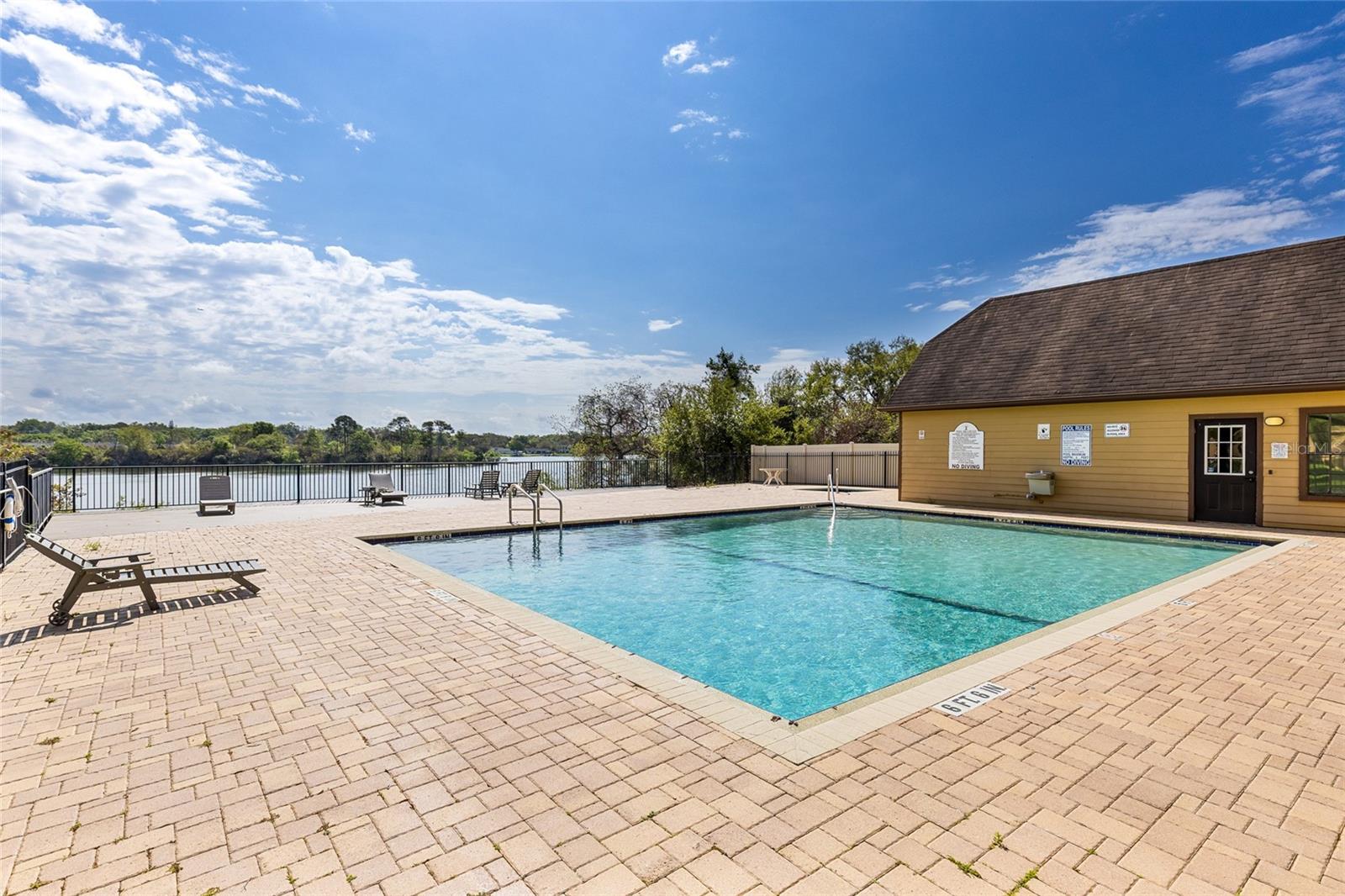 LAKEWOOD PARK A CONDO - Residential