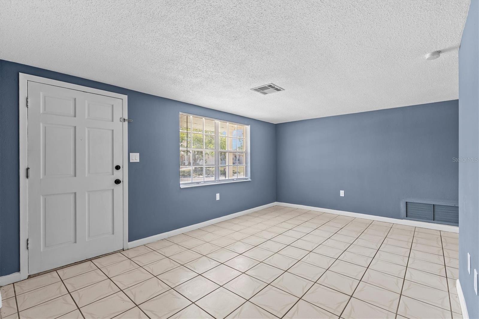 9915 AETNA LANE